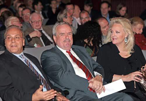 Roberto Paternostro (Dirigent), Erik Bettermann (Intendant Deutsche Welle), Linda Watson